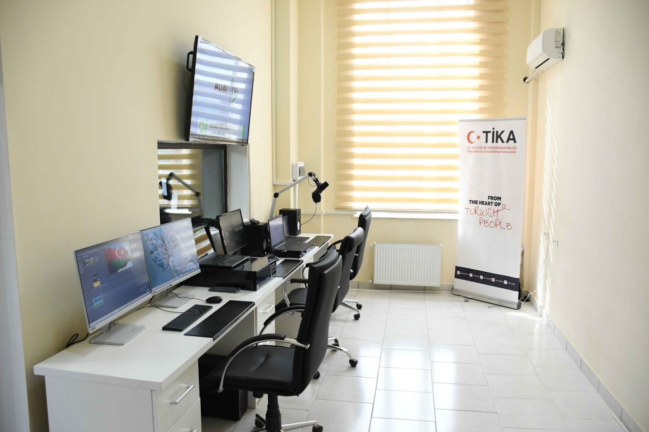 ADAU TV-nin müasir internet televiziyasının studiosu istifadəyə verilib - FOTOLAR